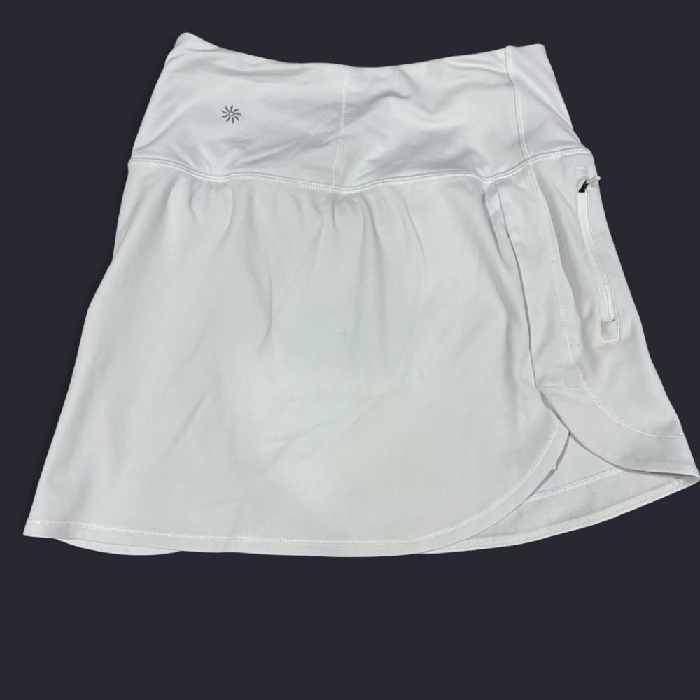 ATHLETA Woman’s White Skirt Golf Tennis Pickleball Skort Size XXS EXC CONDITION!
